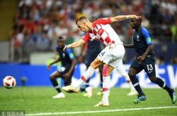 开云体育官网-法国完胜克罗地亚，特尔施特根三分雨点燃全场