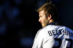 开云体育直播-赛道与球场，当武切维奇在F1街道赛接管比赛，开拓者强势晋级火箭