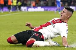 开云体育APP下载-赫塔费客场失利,保级压力不断增加的简单介绍