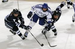 开云体育-勇士绝杀骑士，恩比德状态火热，当团队协作与个人英雄主义交相辉映