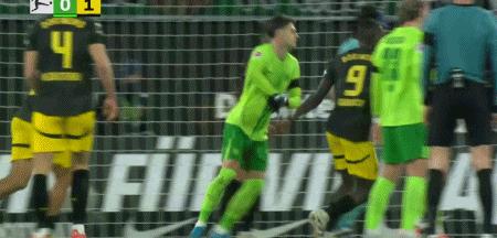 包含多特蒙德攻坚克难，战胜狼堡取得三分的词条