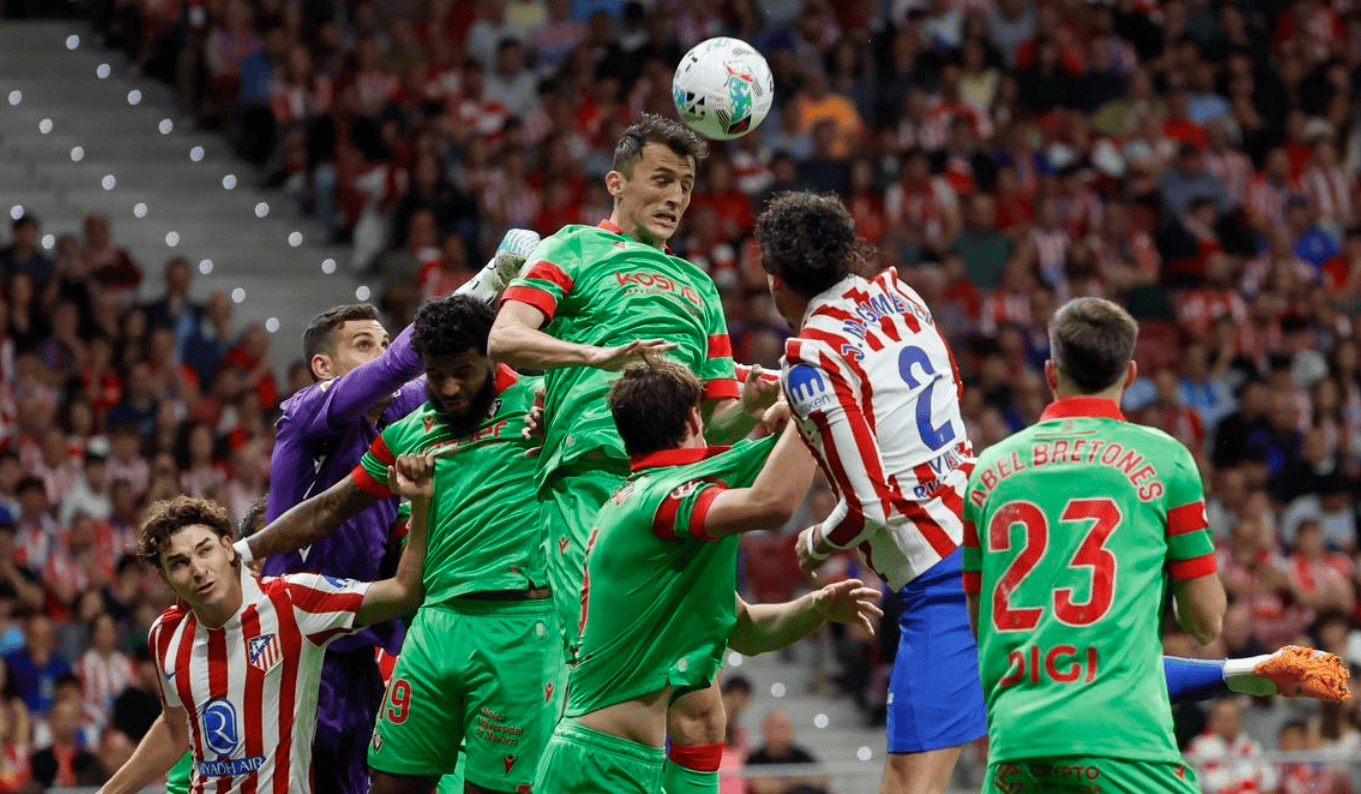 西甲劲旅马德里竞技球队迎战压力山大