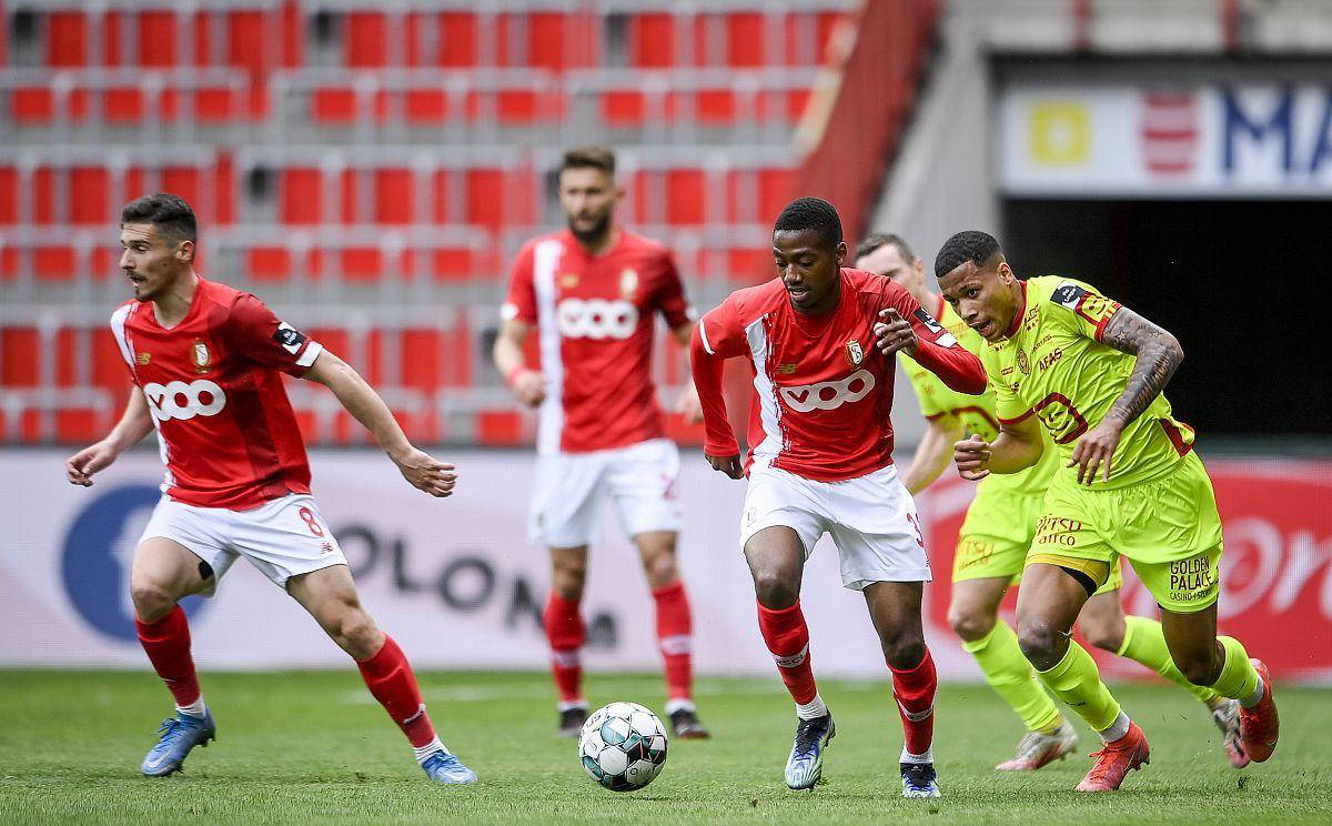 包含皇马横扫马德里竞技,穆勒状态火热的词条 包含皇马横扫马德里竞技,穆勒状态火热的词条