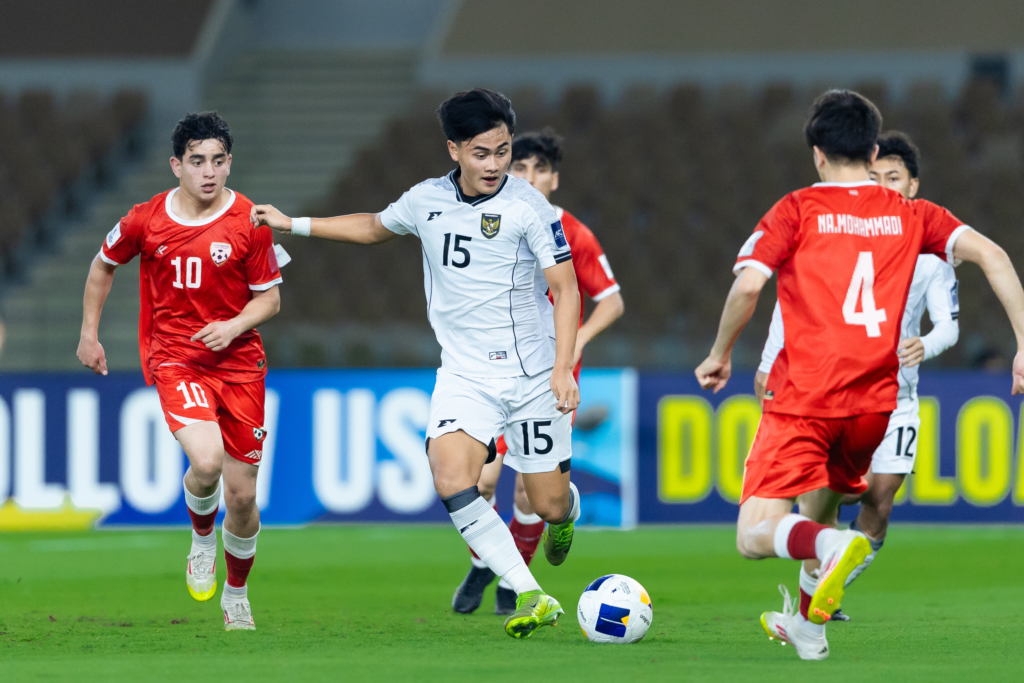 关于印度队逆转印尼队，黄鸭组合关键制胜的信息